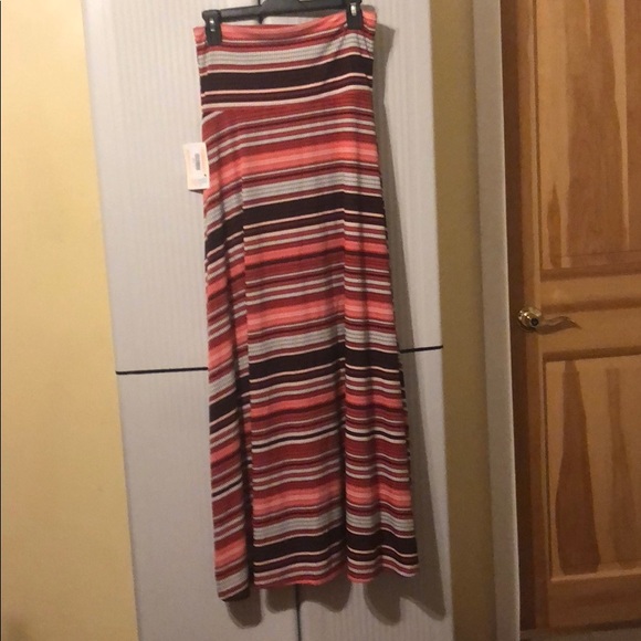LuLaRoe Maxi - Picture 7 of 7